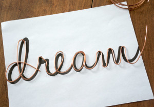 dream-big-wire-art-complete-word